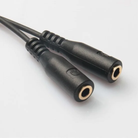 3.5mm Stereo Audio Male to 2 Female Headphone / Mic Splitter - 3.5mm audio sadalītājs pret 3.5mm mikrofona ieeju / 3.5mm austiņu izeju 3.5mm Stereo Audio Male to 2 Female Headphone / Mic Splitter - 3.5mm audio sadalītājs pret 3.5mm mikrofona ieeju / 3.5mm austiņu izeju